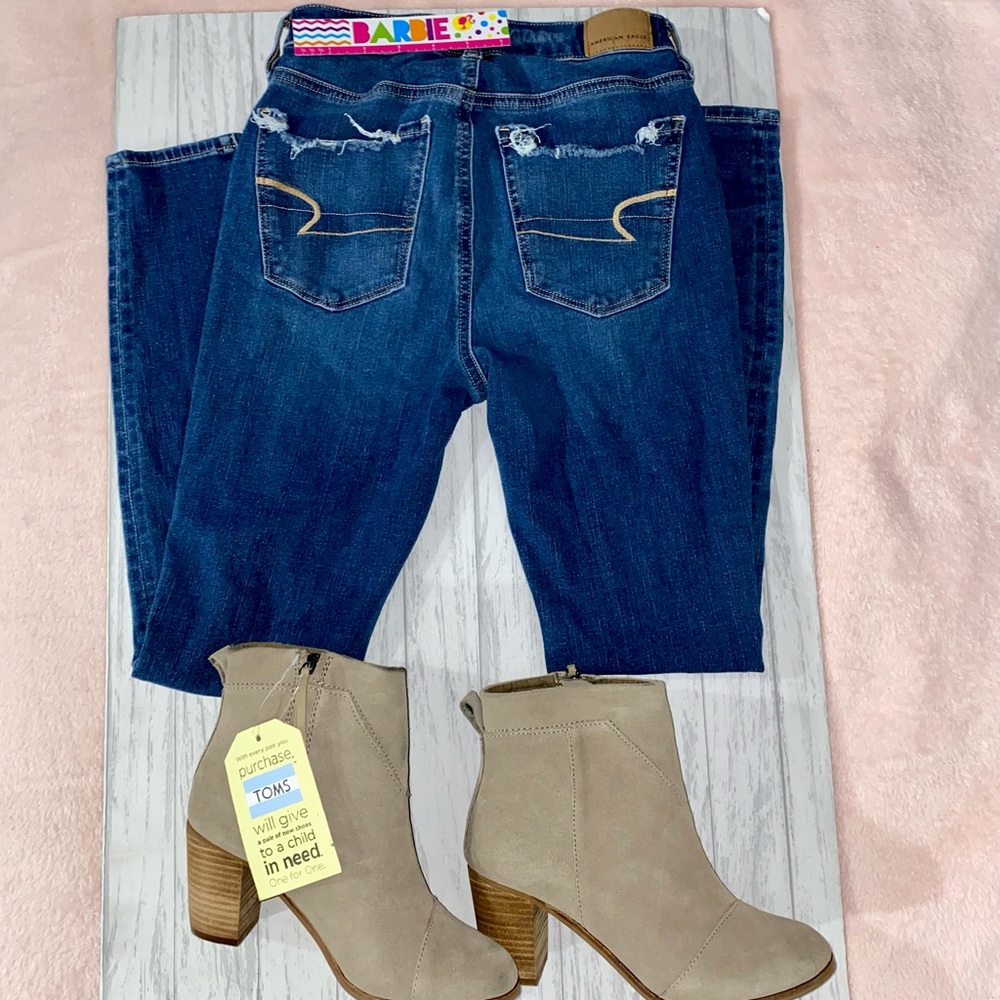 SOLD✨ American Eagle THE DREAM JEAN High-Rise Jegging ✨